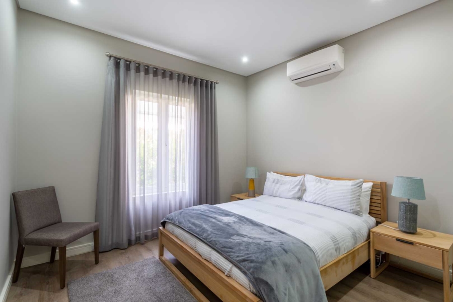 To Let 5 Bedroom Property for Rent in Val De Vie Estate Western Cape